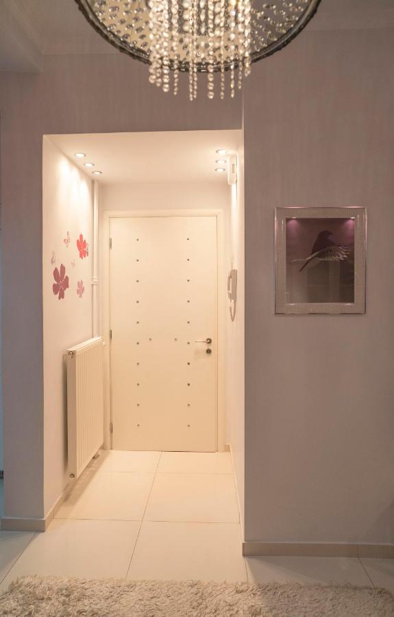 Trap'S House Apartment Каристос Екстериор снимка