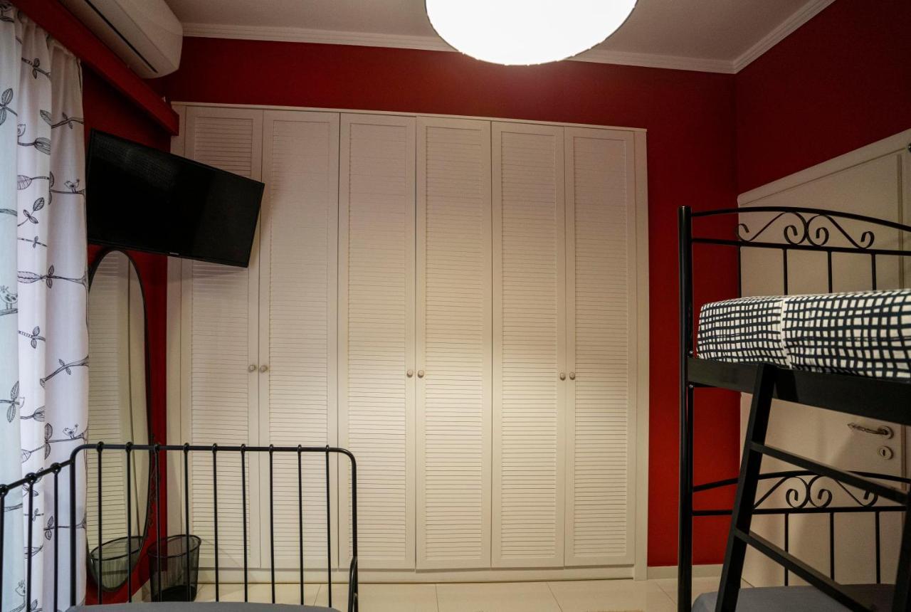 Trap'S House Apartment Каристос Екстериор снимка